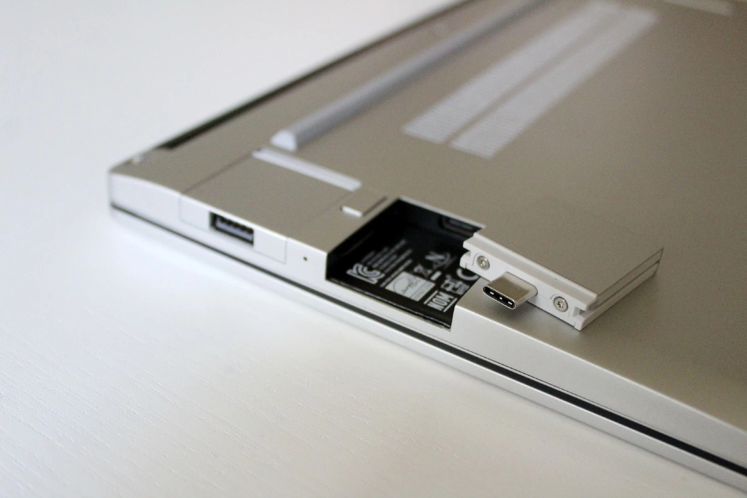 IO Power Supply Control